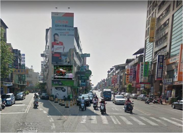 南投縣草屯大觀市場LED電視牆